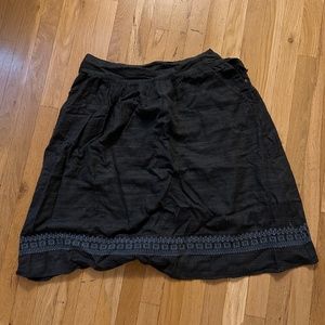 Matta skirt with trim on bottom